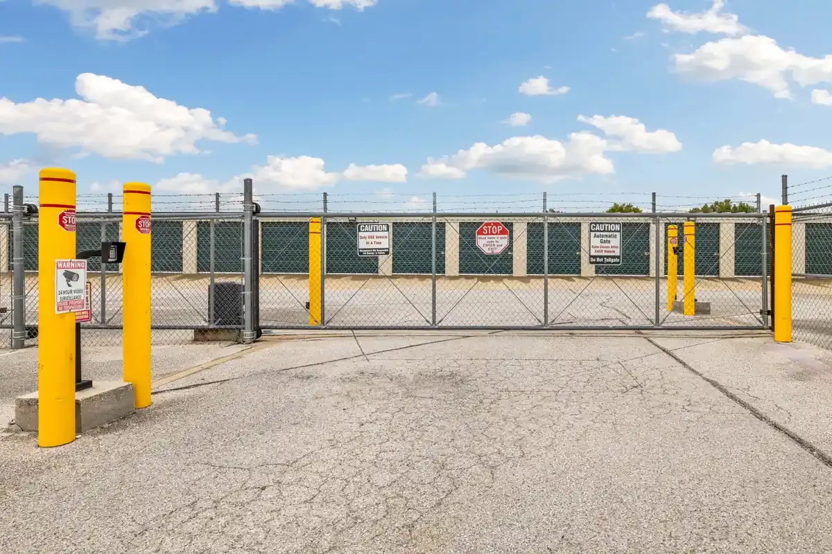 Gated entrance KO Storage of Harrison, AR